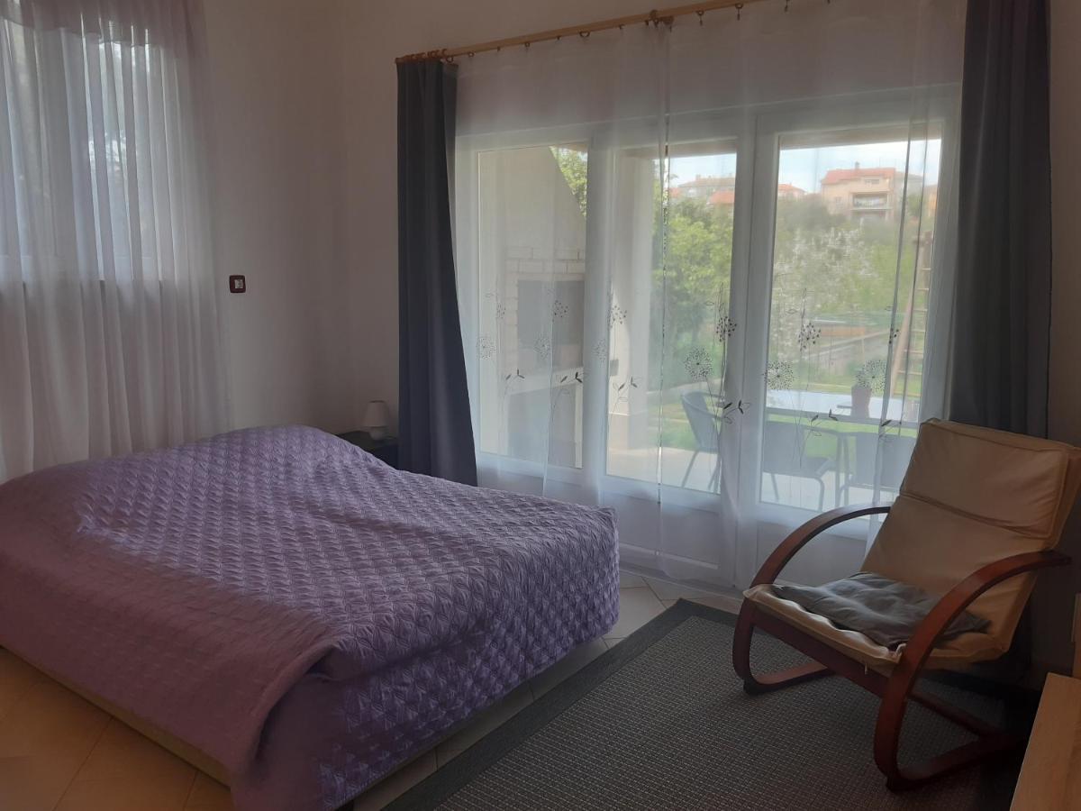 Apartment Green Garden Pula Exterior photo